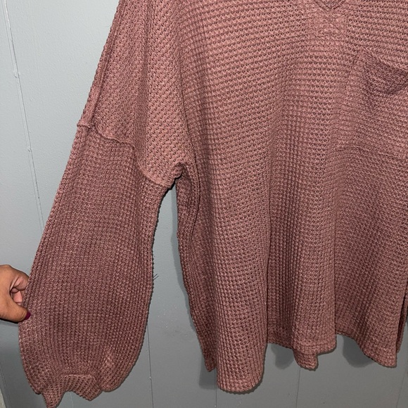 Clad and Cloth Ribbed Top - Picture 2 of 4